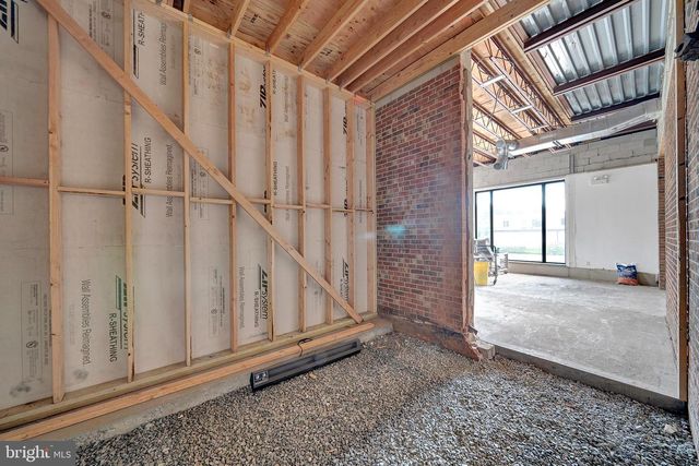 40 SCOTCH RD, Ewing, NJ 08628