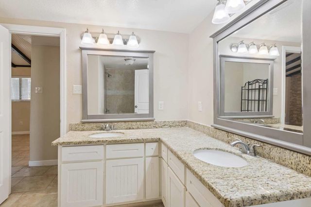 3046 River Bend Lane, Sealy, TX 77474