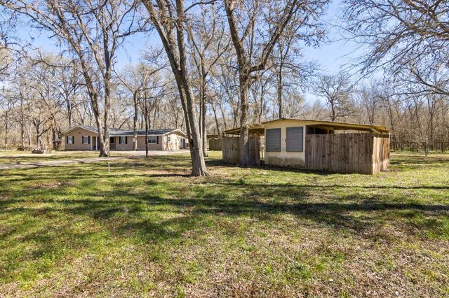 3046 River Bend Lane, Sealy, TX 77474