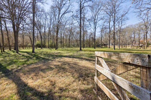 3046 River Bend Lane, Sealy, TX 77474