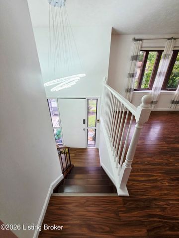 8636 Running Fox Cir, Louisville, KY 40291