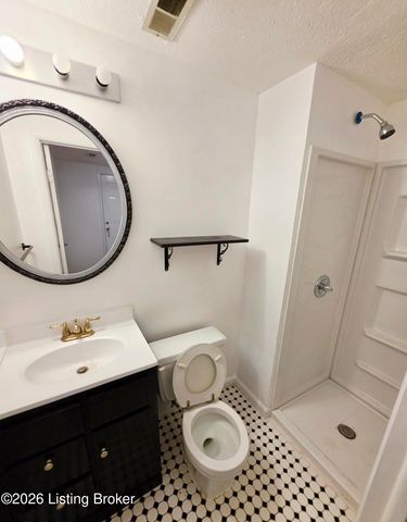 8636 Running Fox Cir, Louisville, KY 40291