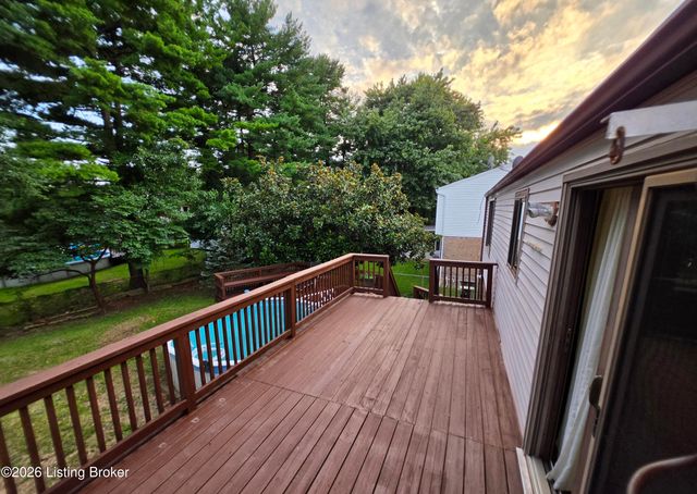 8636 Running Fox Cir, Louisville, KY 40291
