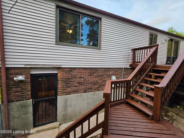 8636 Running Fox Cir, Louisville, KY 40291