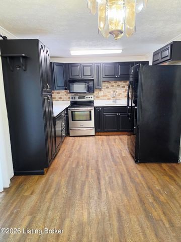 8636 Running Fox Cir, Louisville, KY 40291