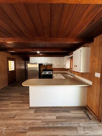 423 S Main St, Rocky Ford, CO 81067