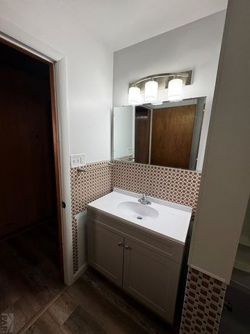 423 S Main St, Rocky Ford, CO 81067