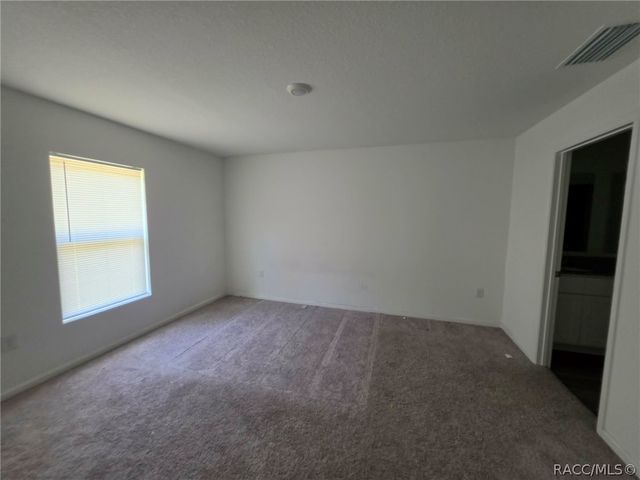 9610 N San Jose Way, Citrus Springs, FL 34433