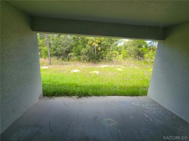 9610 N San Jose Way, Citrus Springs, FL 34433