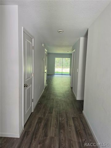 9610 N San Jose Way, Citrus Springs, FL 34433