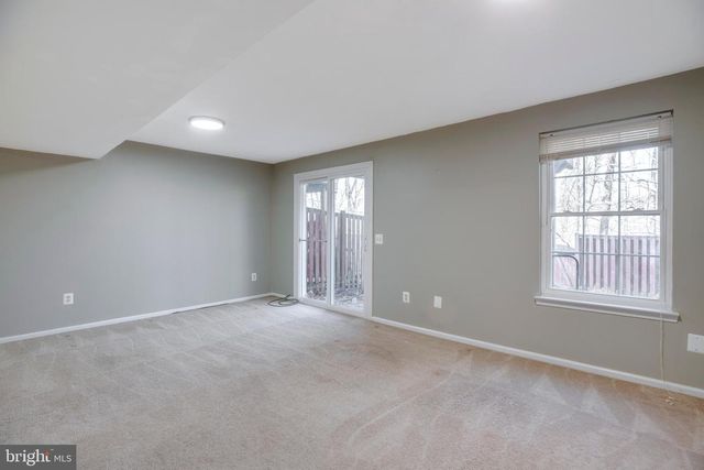 6012 WESTBOURNE PL, Centreville, VA 20120