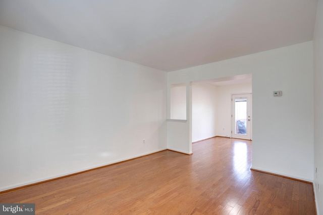 6012 WESTBOURNE PL, Centreville, VA 20120