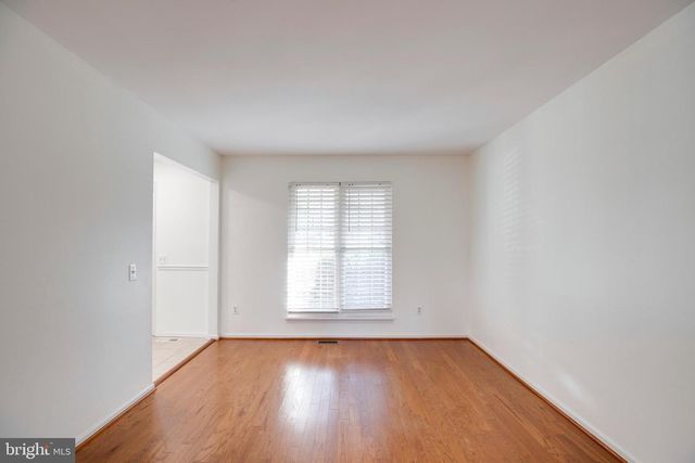 6012 WESTBOURNE PL, Centreville, VA 20120