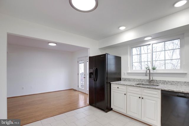 6012 WESTBOURNE PL, Centreville, VA 20120