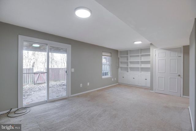 6012 WESTBOURNE PL, Centreville, VA 20120