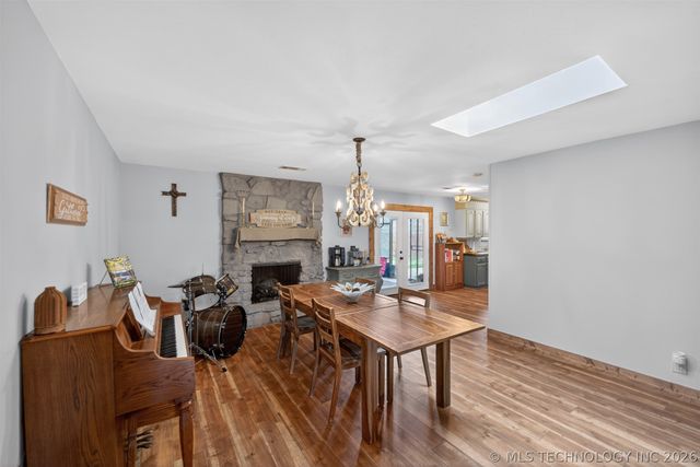 1045 Rolling Meadows, Bartlesville, OK 74006