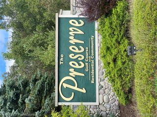 69 Preserve Drive, Fenton, MI 48430
