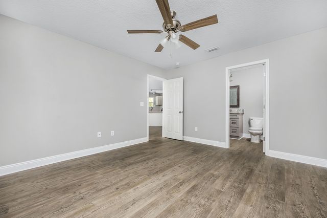 5327 B Kervin Road, Crestview, FL 32539