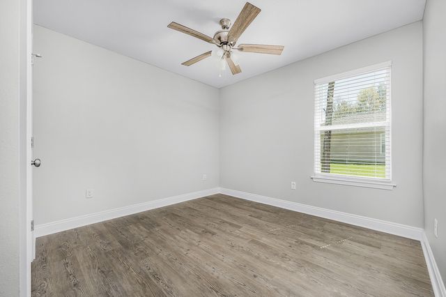 5327 B Kervin Road, Crestview, FL 32539