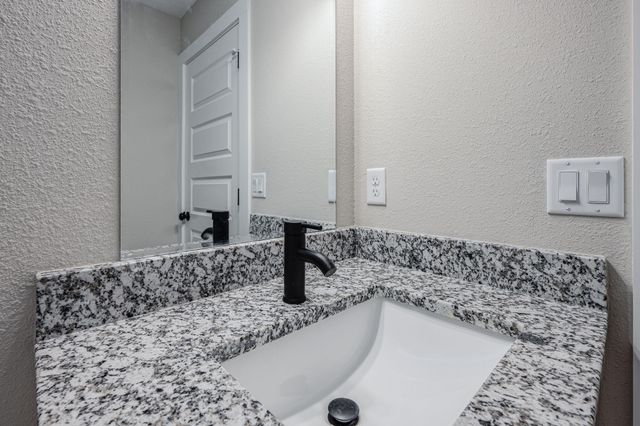 5327 B Kervin Road, Crestview, FL 32539