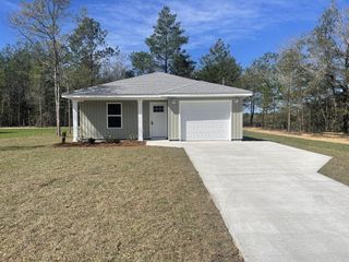 5327 B Kervin Road, Crestview, FL 32539