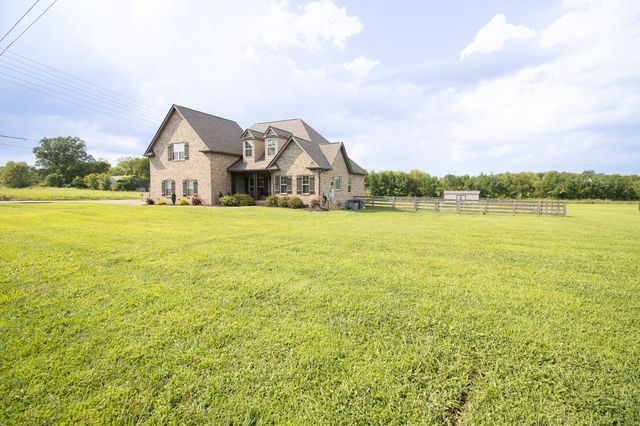 1810 Peyton Rd, Lebanon, TN 37087