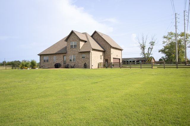 1810 Peyton Rd, Lebanon, TN 37087