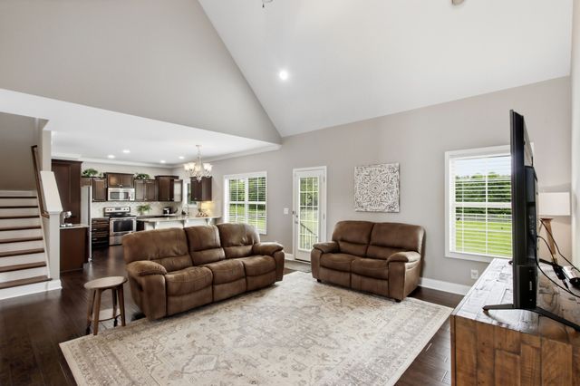1810 Peyton Rd, Lebanon, TN 37087