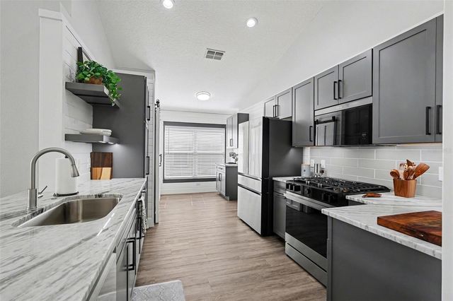 29724 BRIGHT RAY PLACE, Wesley Chapel, FL 33543