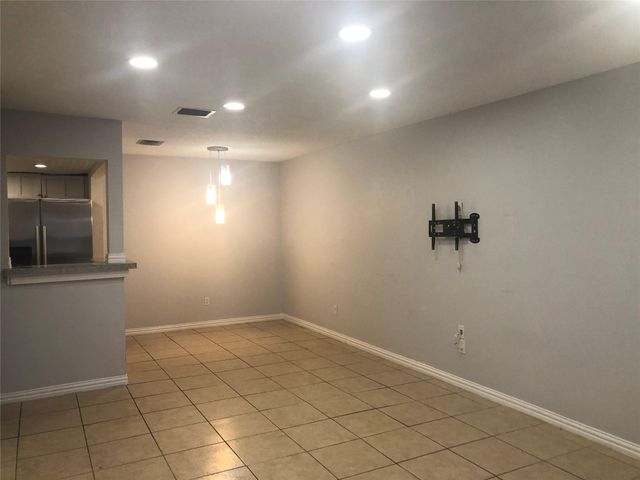 9531 Pagewood Lane, Houston, TX 77063