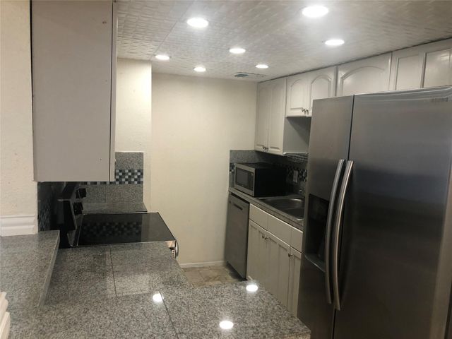 9531 Pagewood Lane, Houston, TX 77063