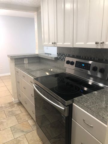 9531 Pagewood Lane, Houston, TX 77063
