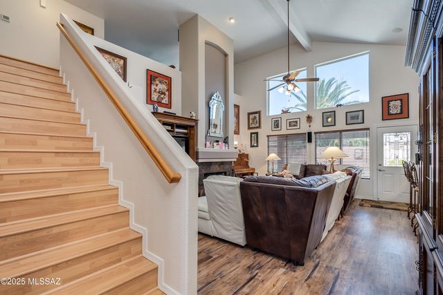 11426 N Silver Pheasant Loop, Tucson, AZ 85737