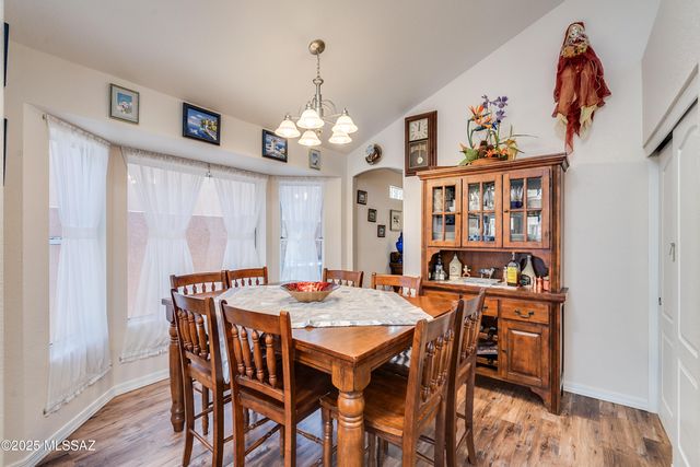 11426 N Silver Pheasant Loop, Tucson, AZ 85737