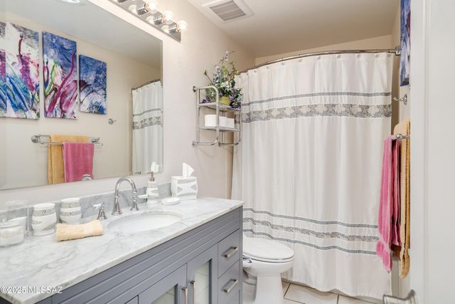 11426 N Silver Pheasant Loop, Tucson, AZ 85737