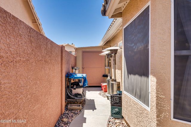 11426 N Silver Pheasant Loop, Tucson, AZ 85737