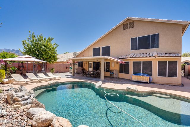 11426 N Silver Pheasant Loop, Tucson, AZ 85737