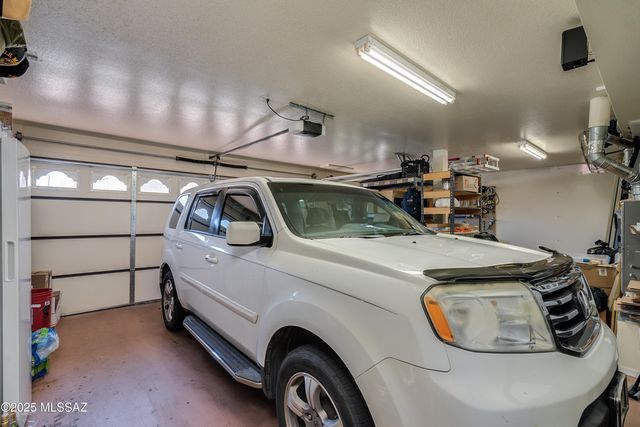 11426 N Silver Pheasant Loop, Tucson, AZ 85737