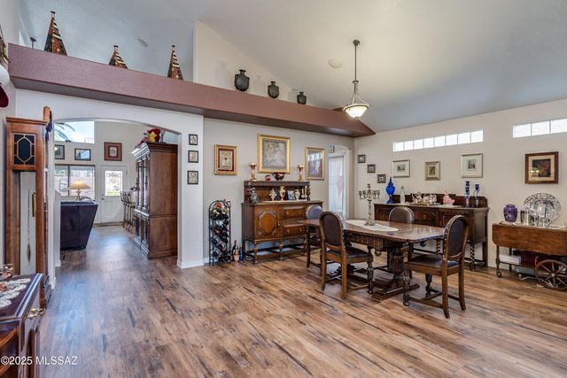 11426 N Silver Pheasant Loop, Tucson, AZ 85737