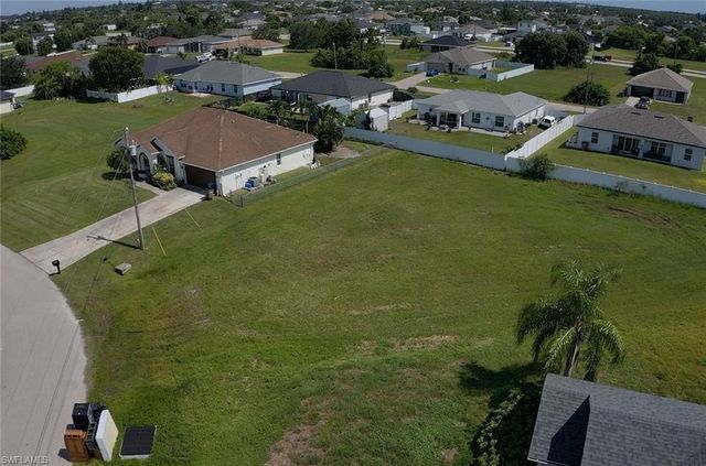 2832 NW 1st ST, Cape Coral, FL 33993