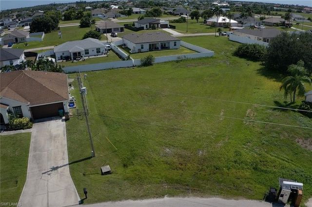 2832 NW 1st ST, Cape Coral, FL 33993