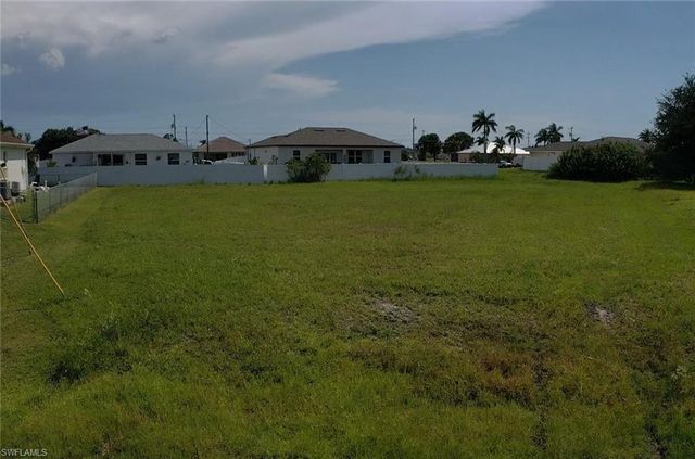2832 NW 1st ST, Cape Coral, FL 33993