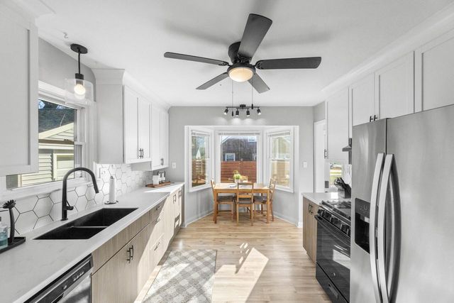 1270 Alfred STREET, Brookfield, WI 53005