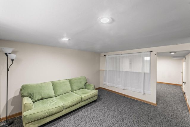 1270 Alfred STREET, Brookfield, WI 53005