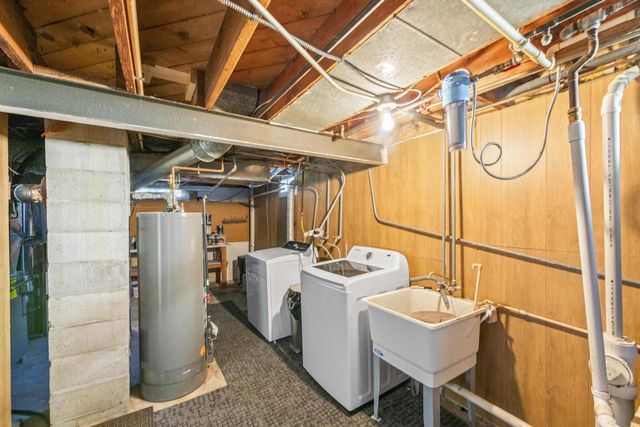 1270 Alfred STREET, Brookfield, WI 53005