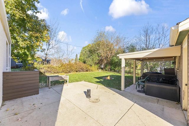 1270 Alfred STREET, Brookfield, WI 53005