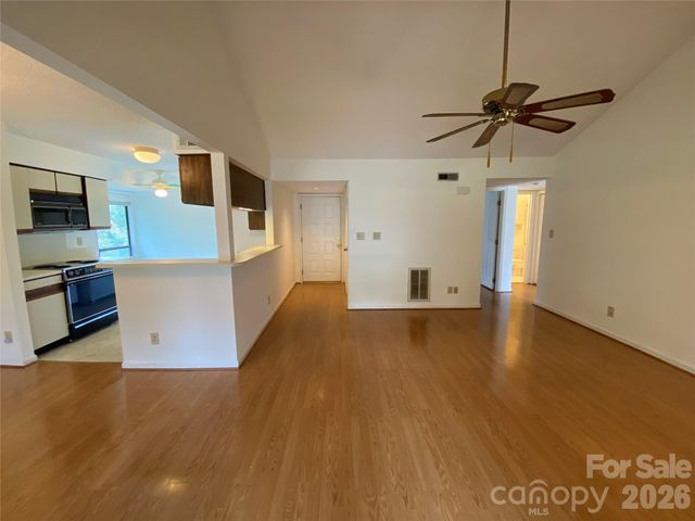7962 Greenside Court, Charlotte, NC 28277