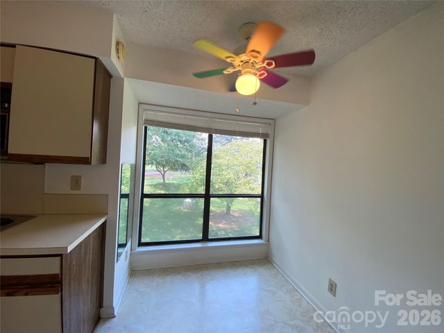 7962 Greenside Court, Charlotte, NC 28277