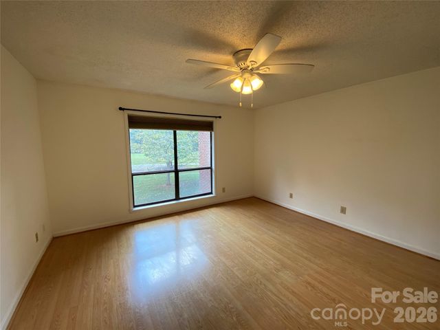 7962 Greenside Court, Charlotte, NC 28277