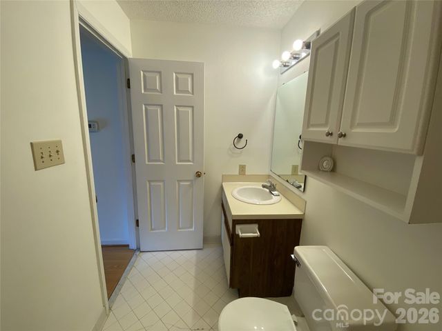 7962 Greenside Court, Charlotte, NC 28277